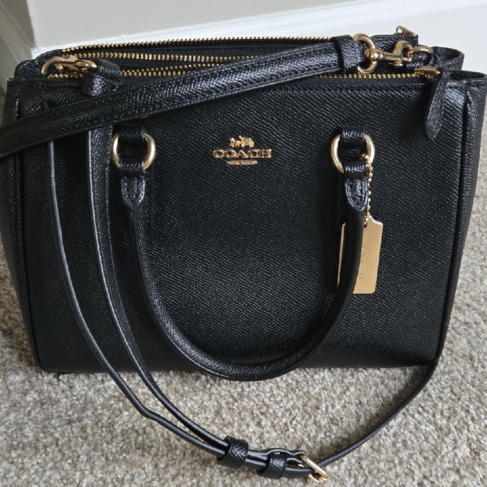 Coach Mini Surrey Carryall - Black/Gold